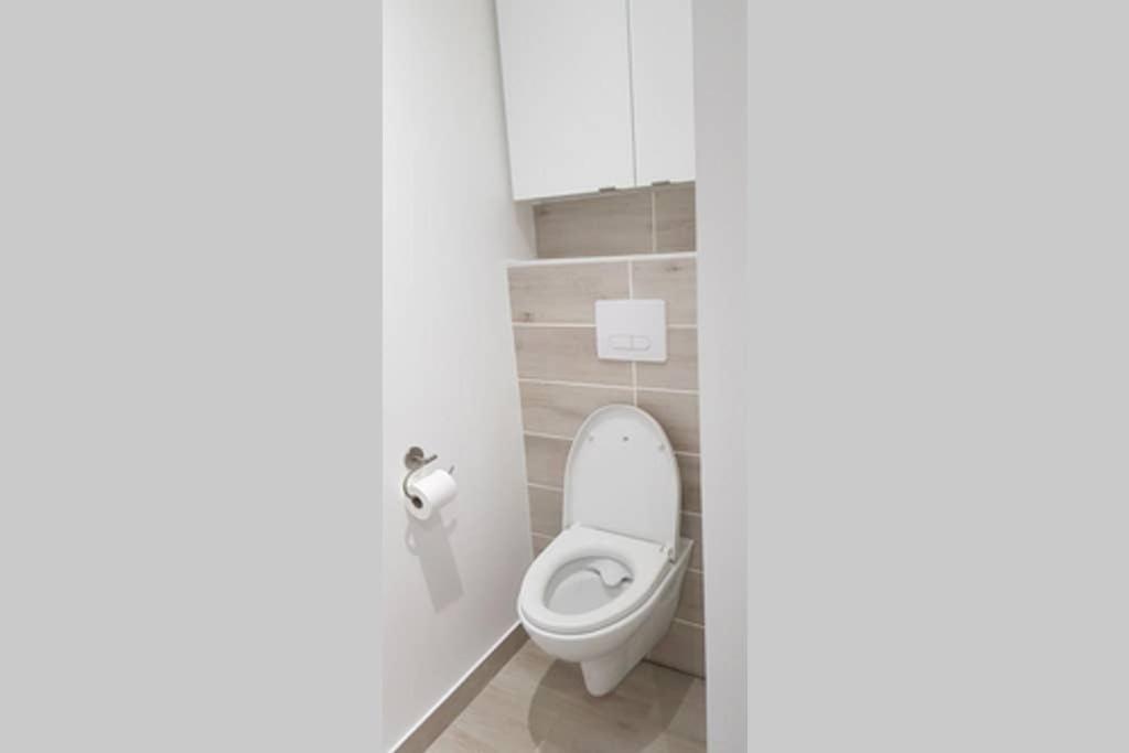 ty-yan Apartment Tours Bagian luar foto