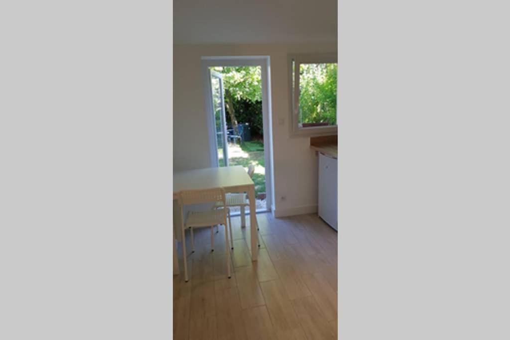 ty-yan Apartment Tours Bagian luar foto