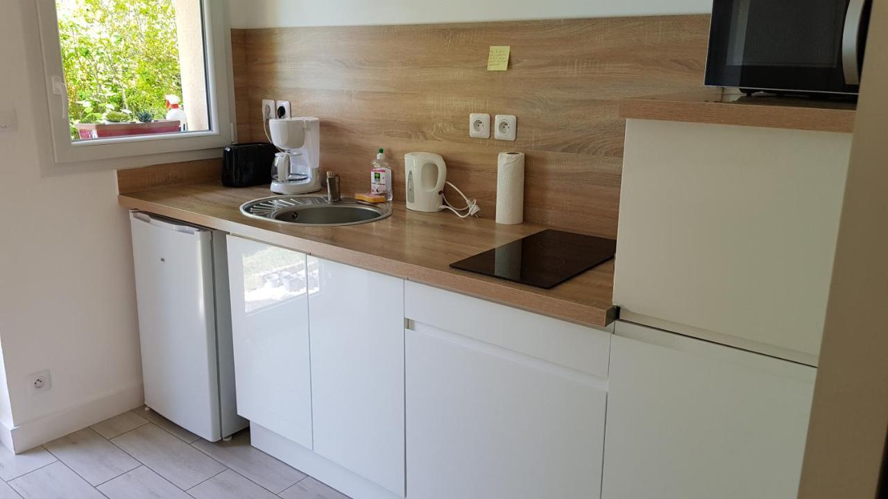 ty-yan Apartment Tours Bagian luar foto