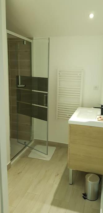 ty-yan Apartment Tours Bagian luar foto